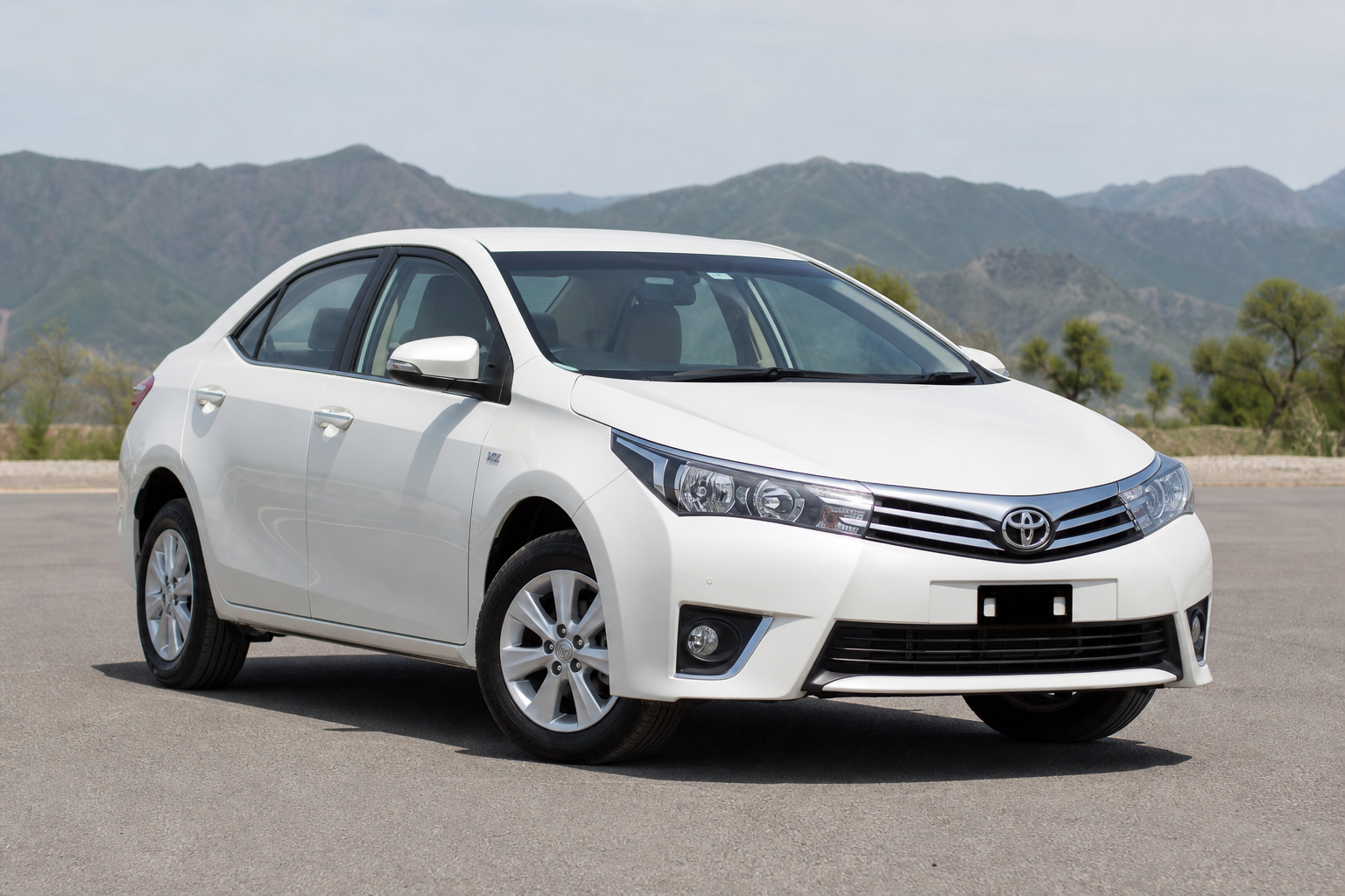 2016 White Toyota Grande